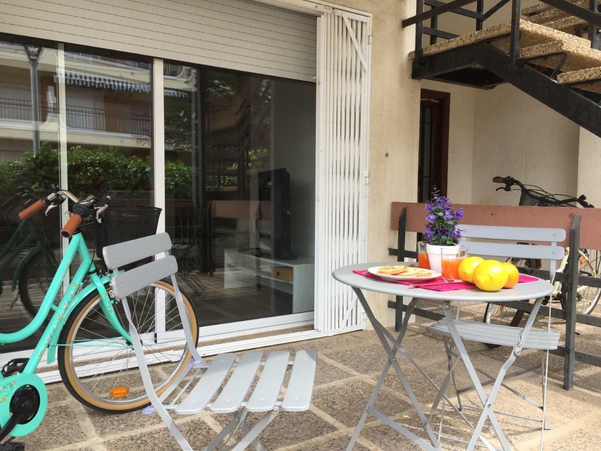 Nice Apartment 80 Meters From The Beach 卡拉费尔 外观 照片